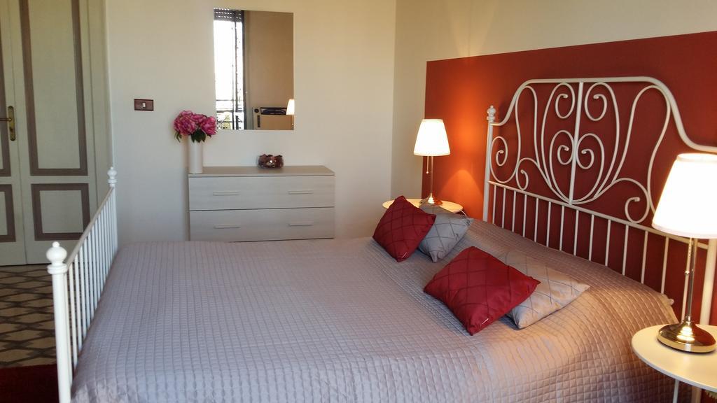 Arete Guest House Сиракуза Стая снимка